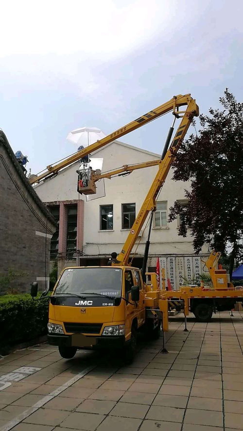 北京朝陽(yáng)區(qū)高空作業(yè)車(chē)與升降車(chē)租賃服務(wù) 價(jià)格優(yōu)惠，隨車(chē)吊配套，專(zhuān)業(yè)高效之選